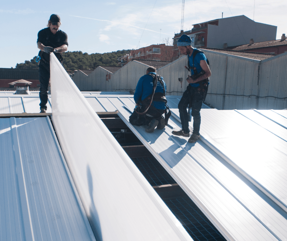 Instalação de painel sandwich